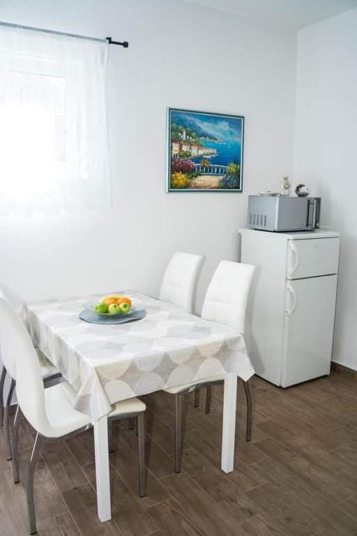 Apartmani Juricev Vodice Exterior photo